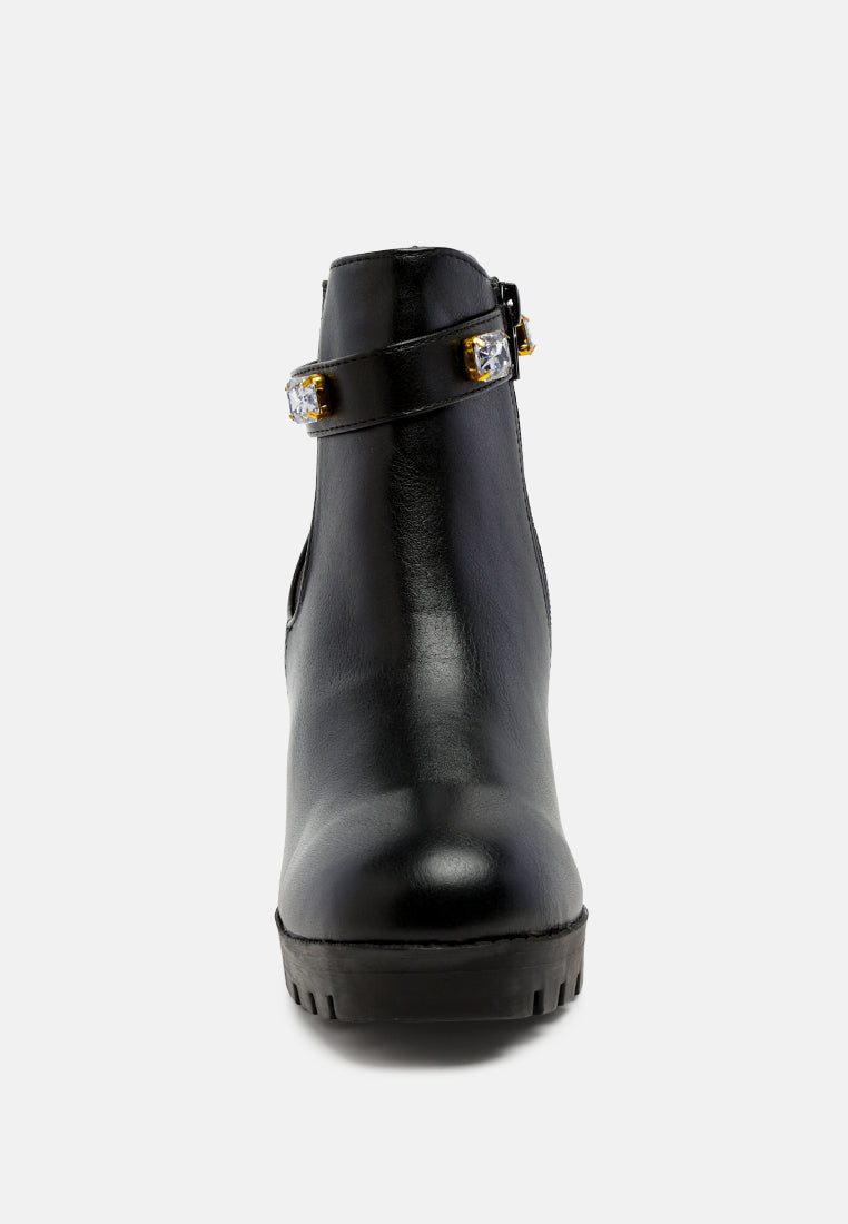 black ankle strap chelsea boots#color_black