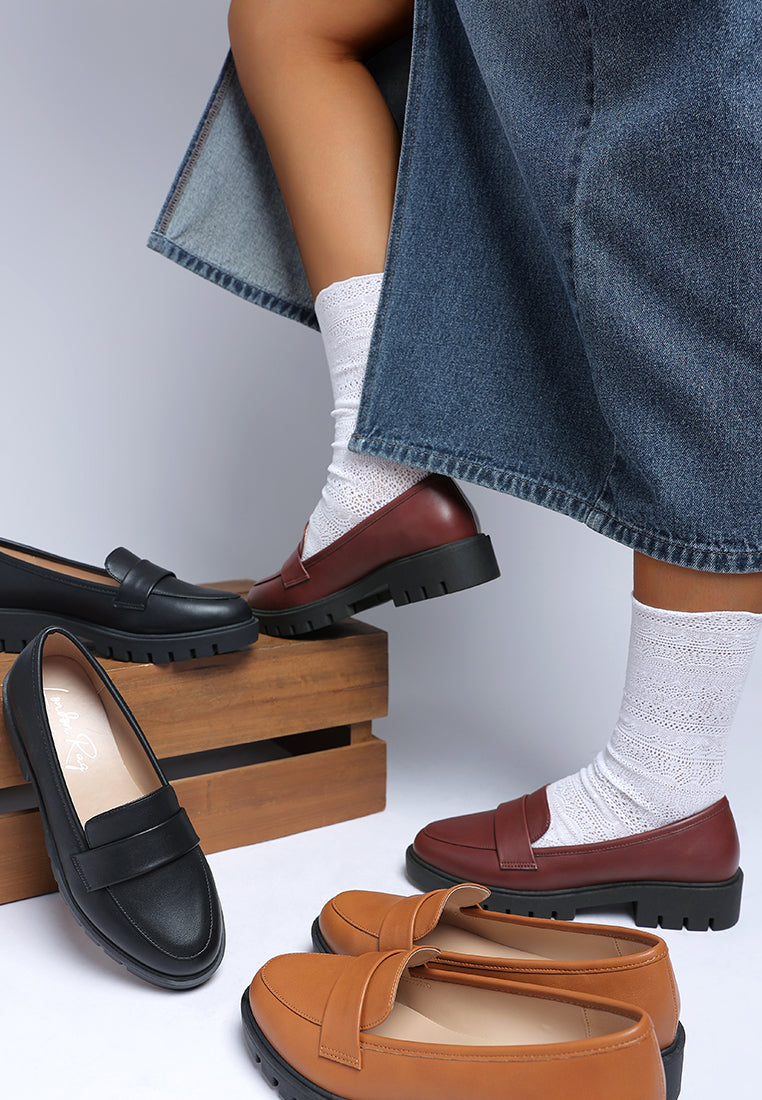 peridot faux leather chunky loafers#color_black