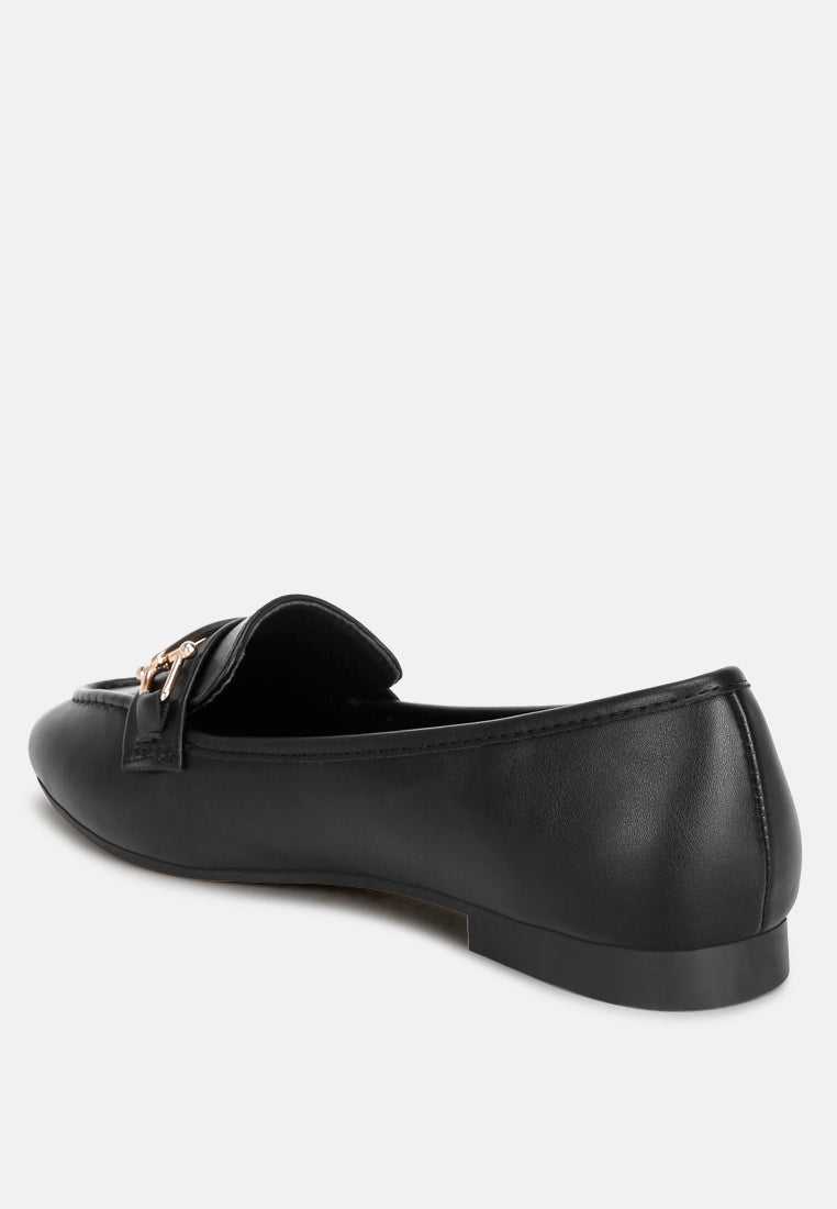 kitubhi almond toe horsebit loafers#color_black-smooth