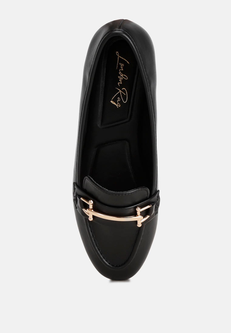 kitubhi almond toe horsebit loafers#color_black-smooth