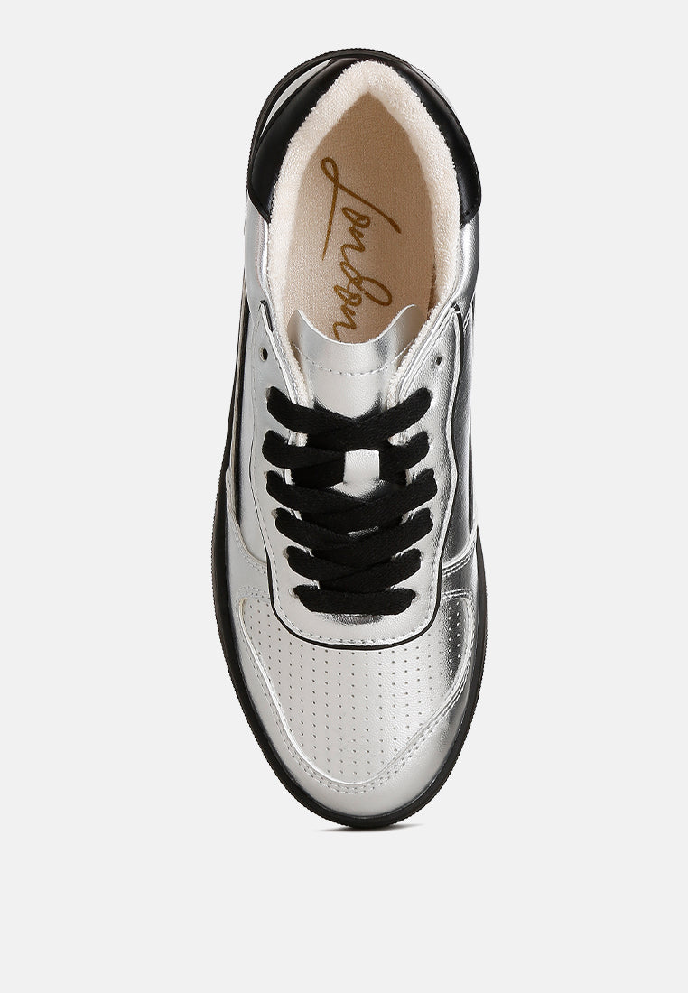 kyniska metallic faux leather everyday sneakers#color_black