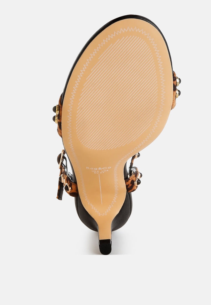 sandalias de leopardo con detalle de tachuelas y perlas laro#color_leopard