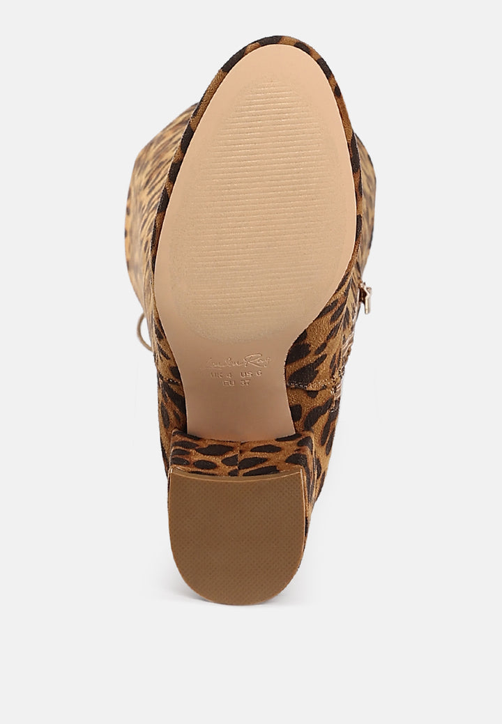 minimal drawstring detail knee-high boots by mode#color_leopard