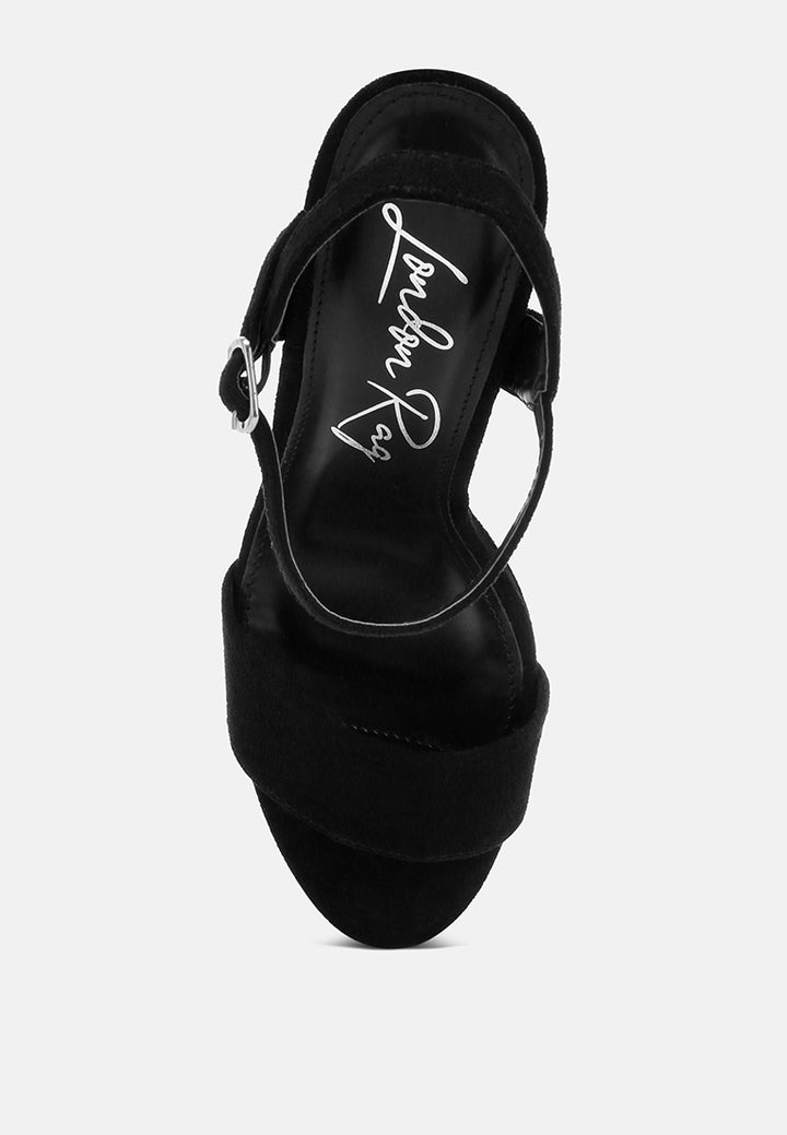 Tacones en bloque con plataforma y hebilla lilasta#color_black-suede
