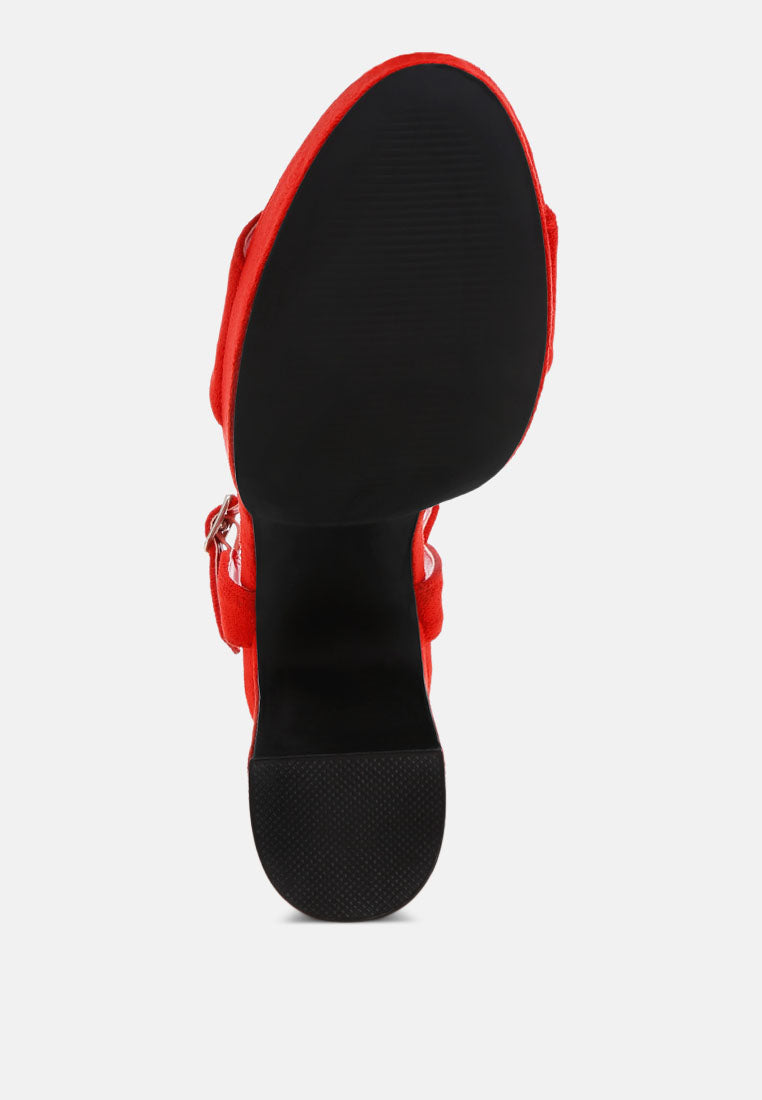Tacones en bloque con plataforma y hebilla lilasta#color_red-suede