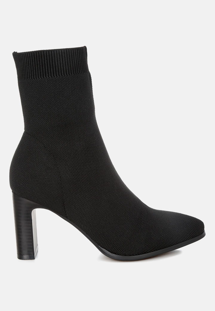 lopa flyknit ankle boots#color_black