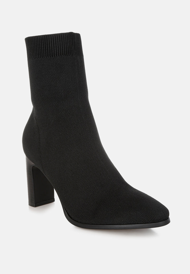 lopa flyknit ankle boots#color_black