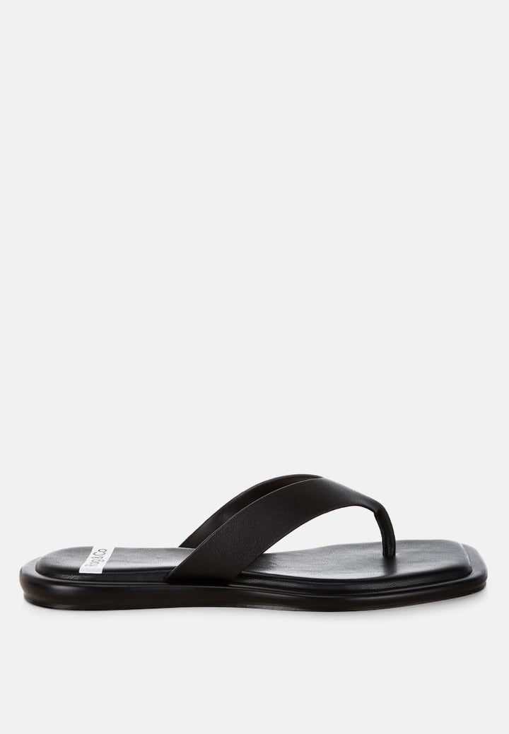 makawi thong toe slip ons#color_black-genuine-leather