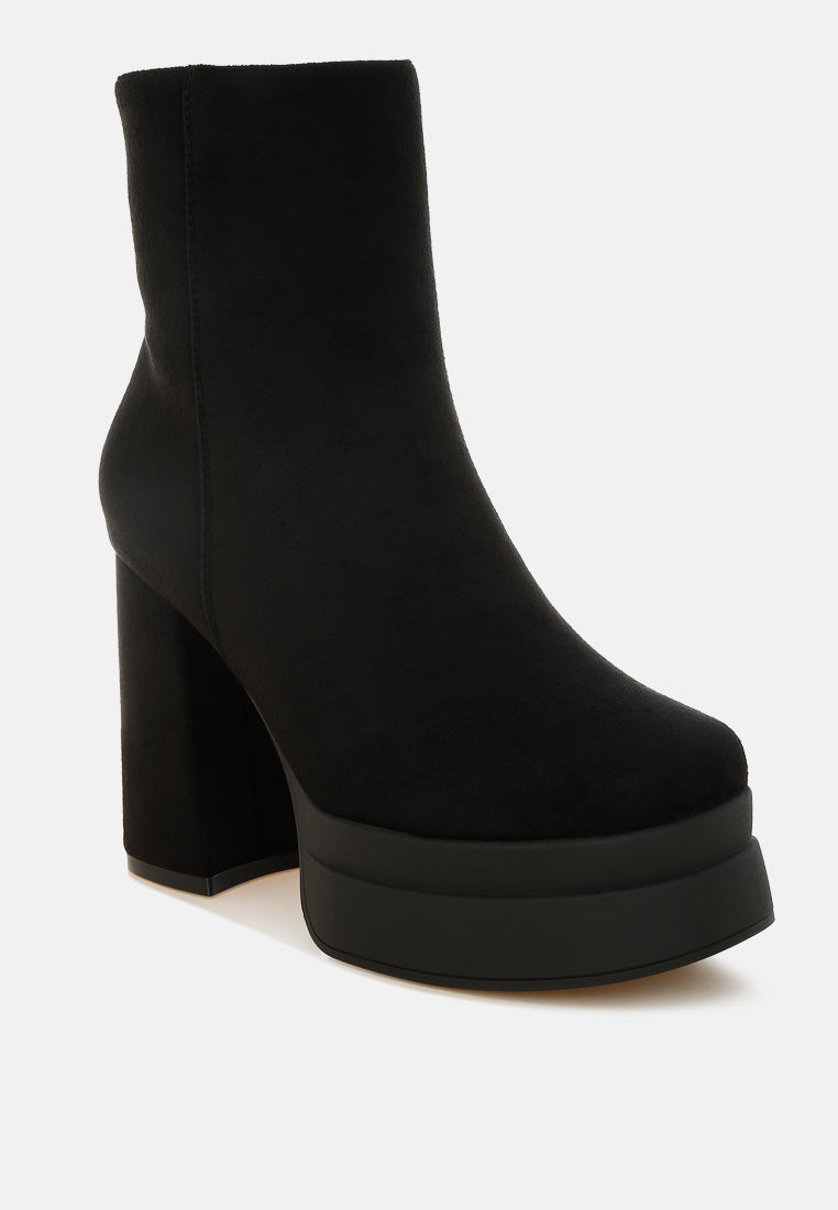 maltese soft microfiber block heel boots#color_black