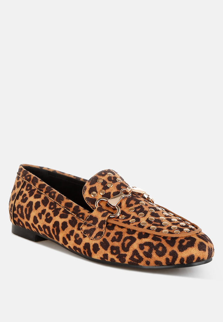 mocasines meopa con estampado de leopardo metalizado y tachuelas#color_leopard