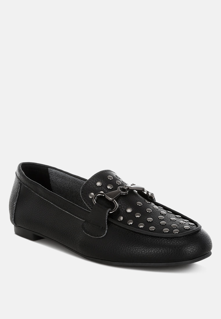 mocasines de cuero real adornados con horsebit y tachuelas de modaha#color_black