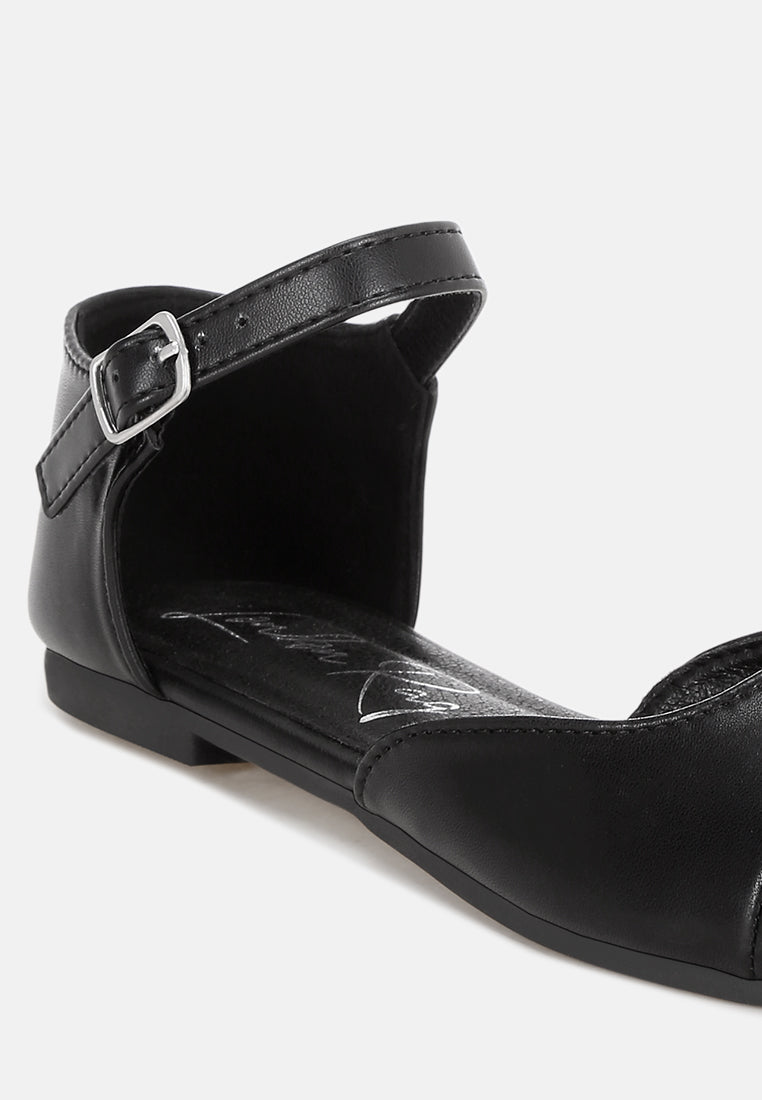 Montclair Two Tone Flat Sandals#color_black-smooth