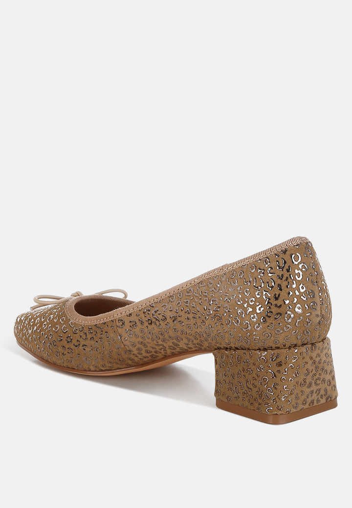 bailarinas de tacón bloque con estampado de leopardo de ningen#color_tan