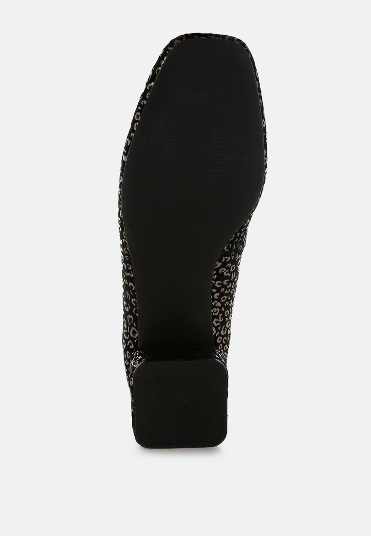 bailarinas de tacón bloque con estampado de leopardo ningen#color_black