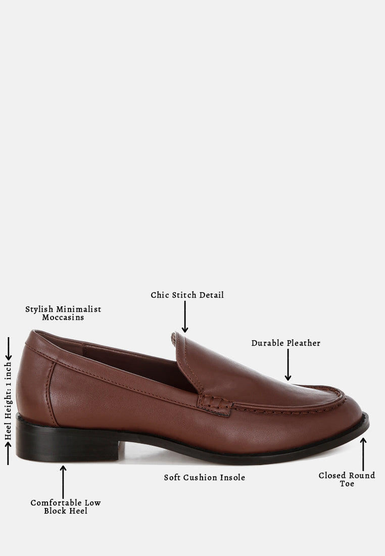 Mocasines ninto de piel con tacón bajo#color_brown