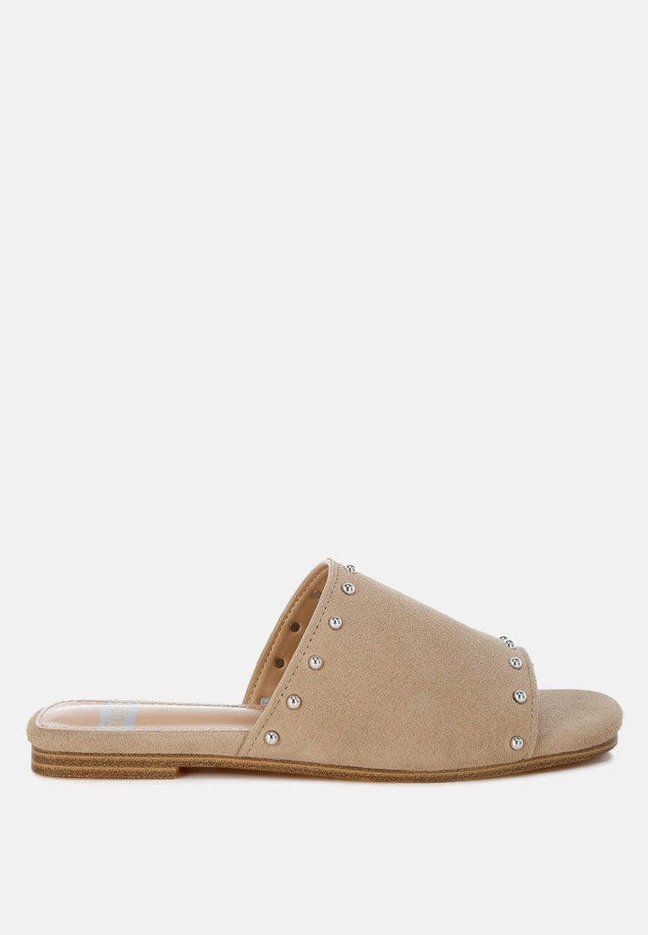 Zapatos planos odalia de piel de ante suave con tachuelas#color_beige