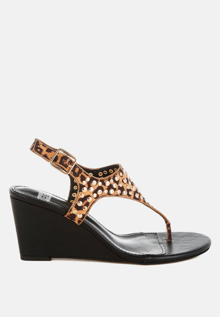 cuñas con tachuelas y estampado de leopardo oidah#color_leopard