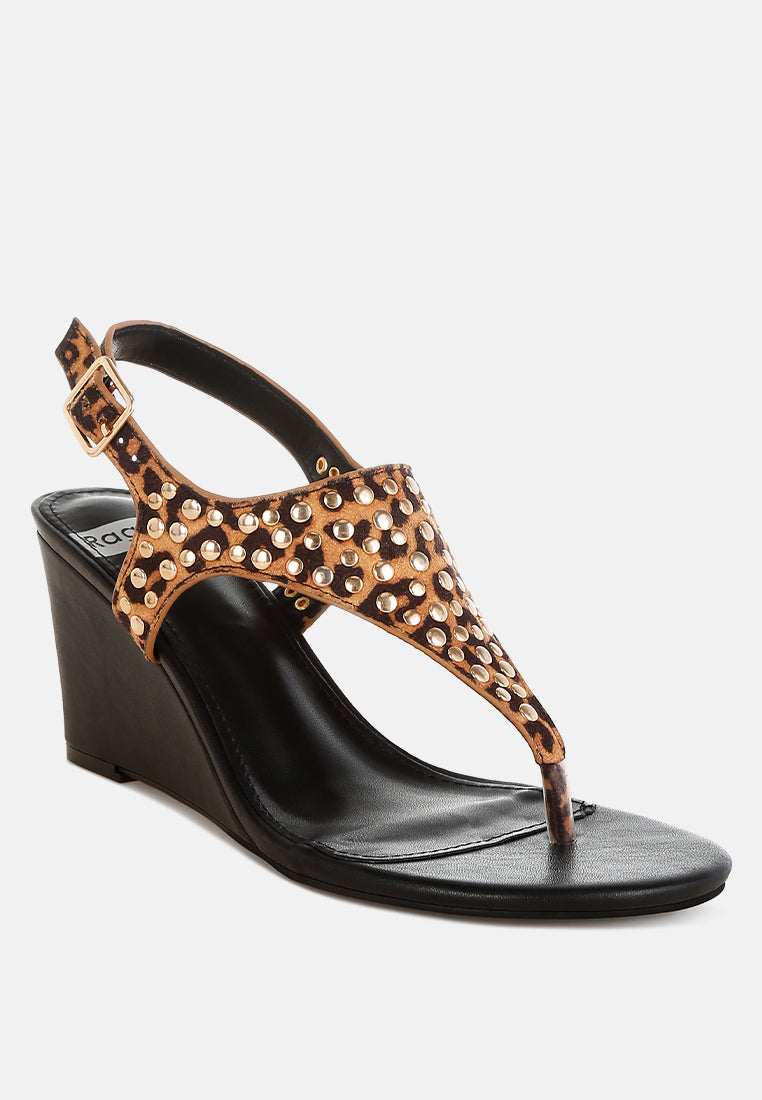 cuñas con tachuelas y estampado de leopardo oidah#color_leopard