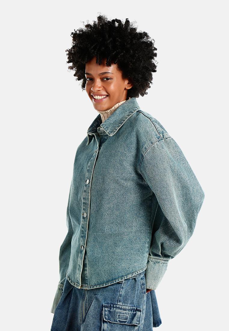 oversized button up denim shacket#color_vintage