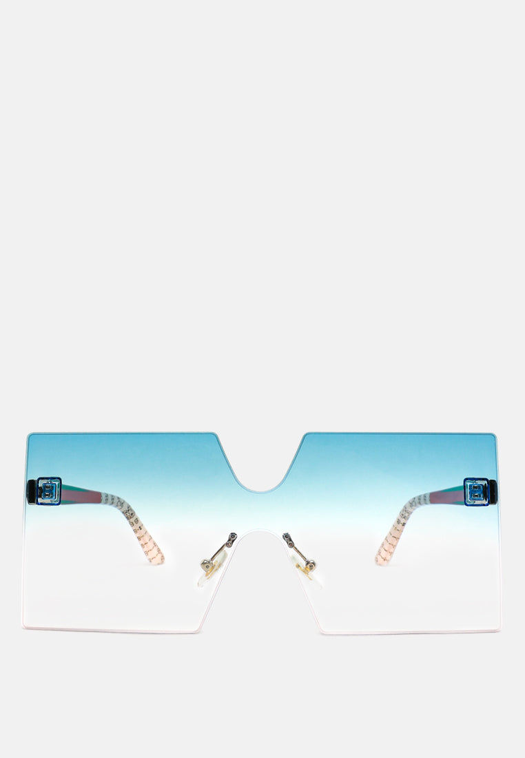 oversized ombre tinted sunglasses#color_light-blue
