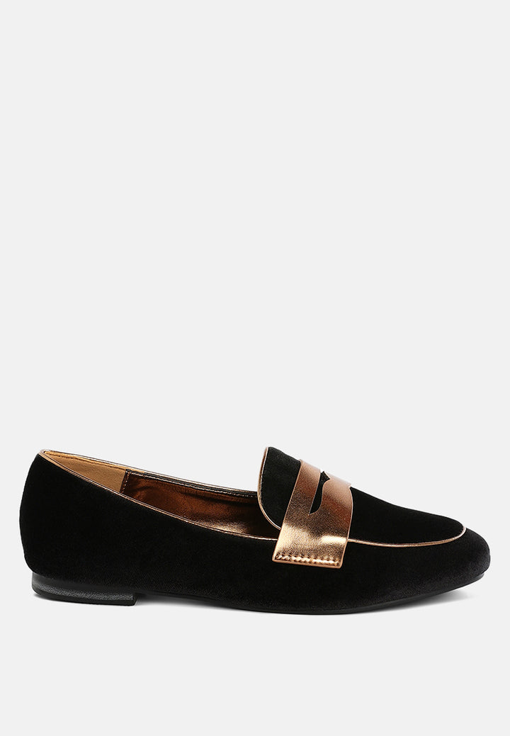 penny strap velvet loafers by mode#color_black