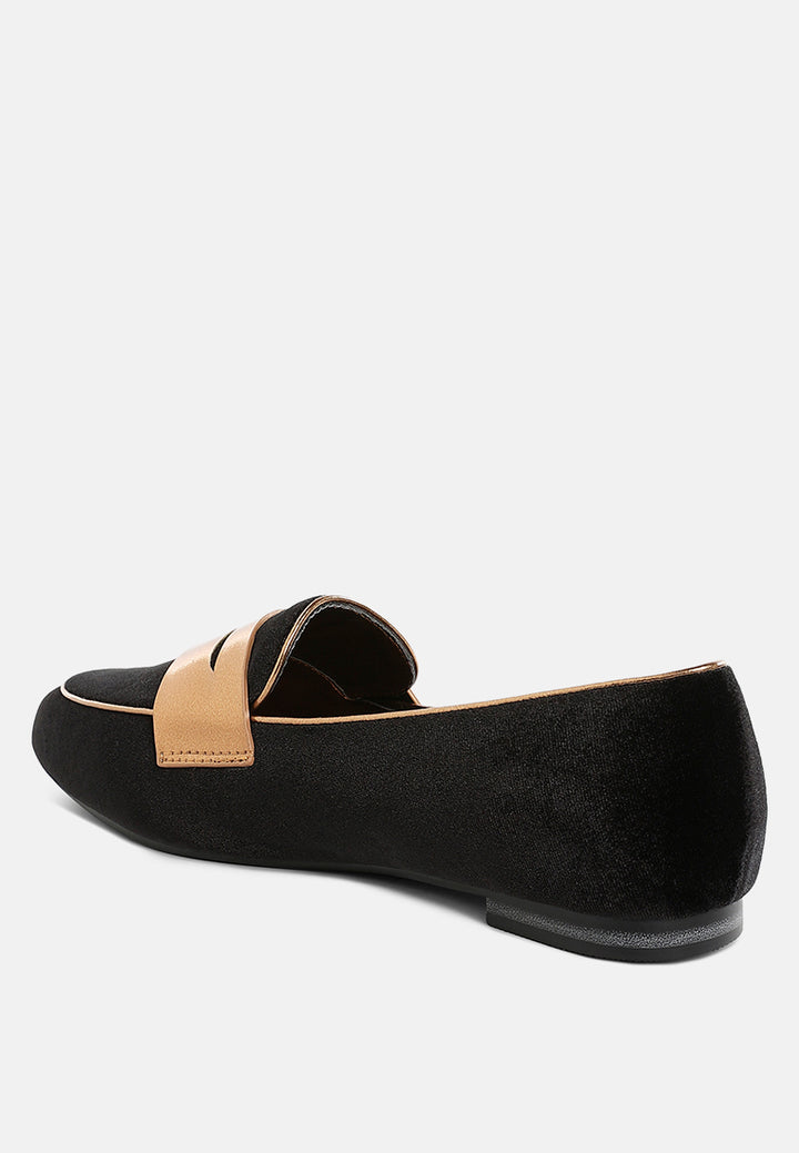 penny strap velvet loafers by mode#color_black