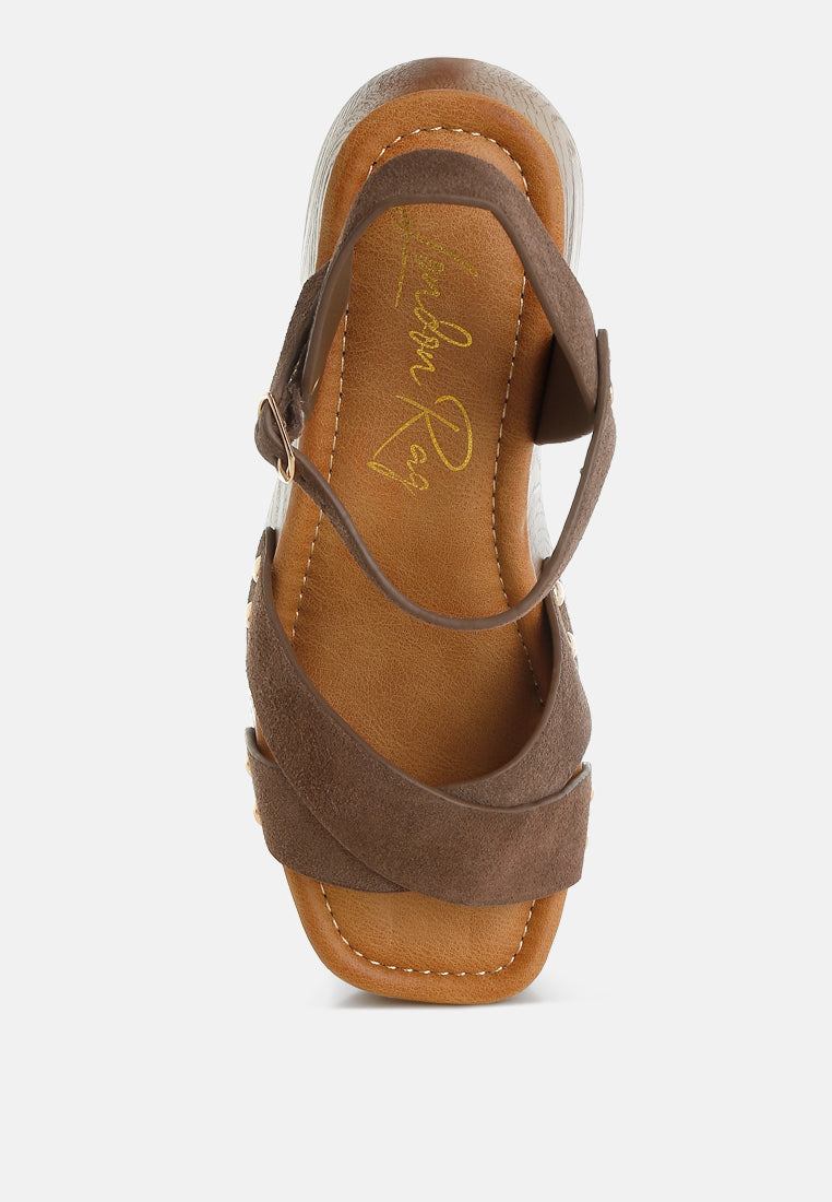 pikansa studded real suede clog sandals by mode#color_brown