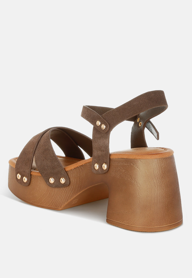 pikansa studded real suede clog sandals by mode#color_brown
