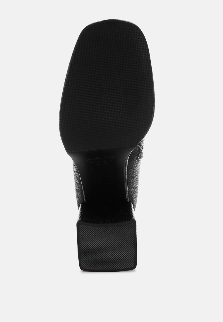 poulin faux leather chelsea boots#color_black