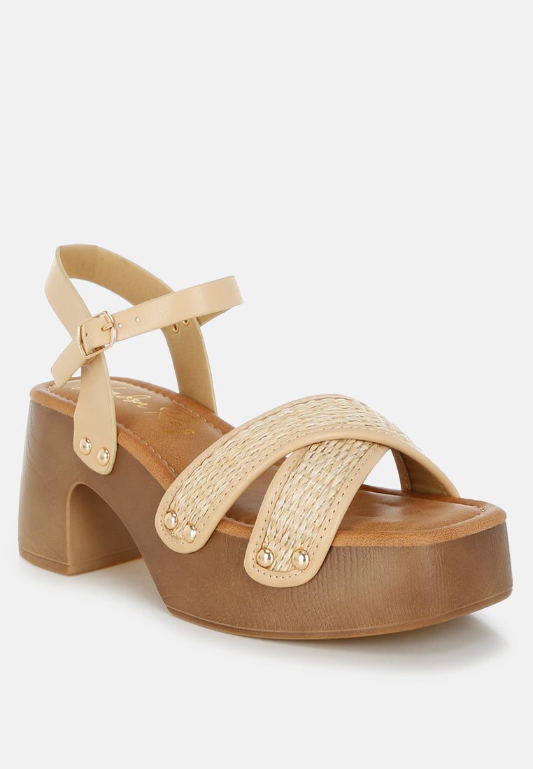 qasa studded raffia clog sandals by mode#color_natural