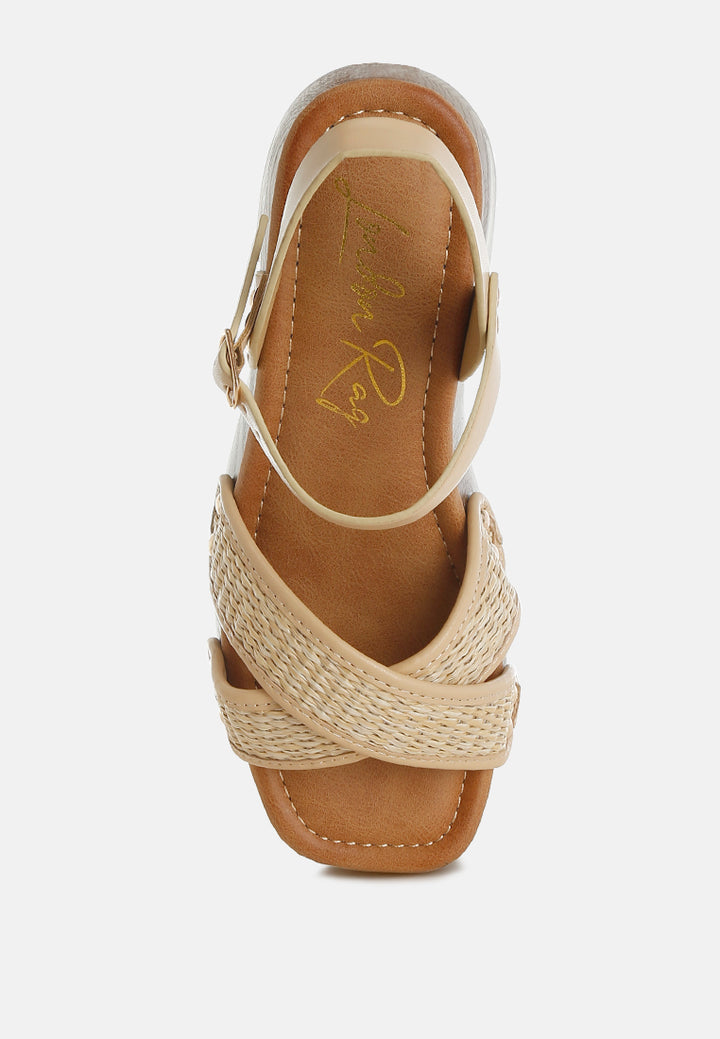 qasa studded raffia clog sandals by mode#color_natural