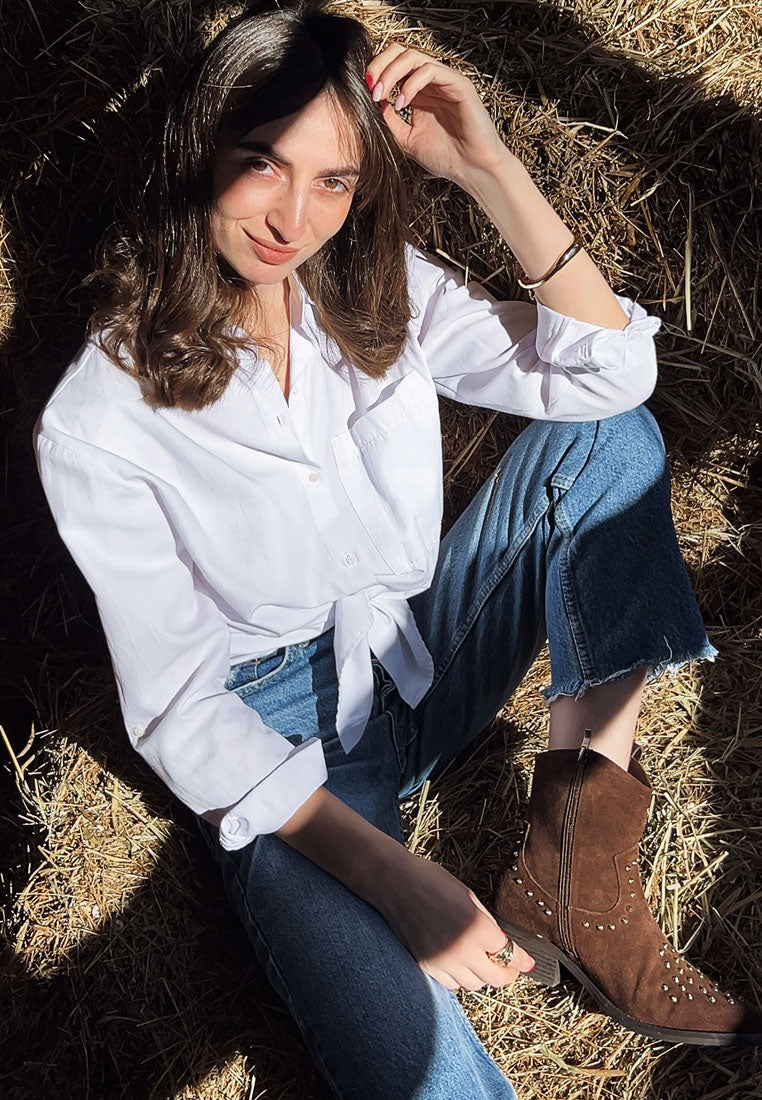 botas vaqueras adornadas con tachuelas hira#color_brown