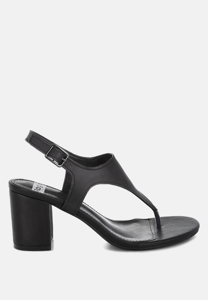 sandalias ann de cuero real con punta tipo tanga#color_negro