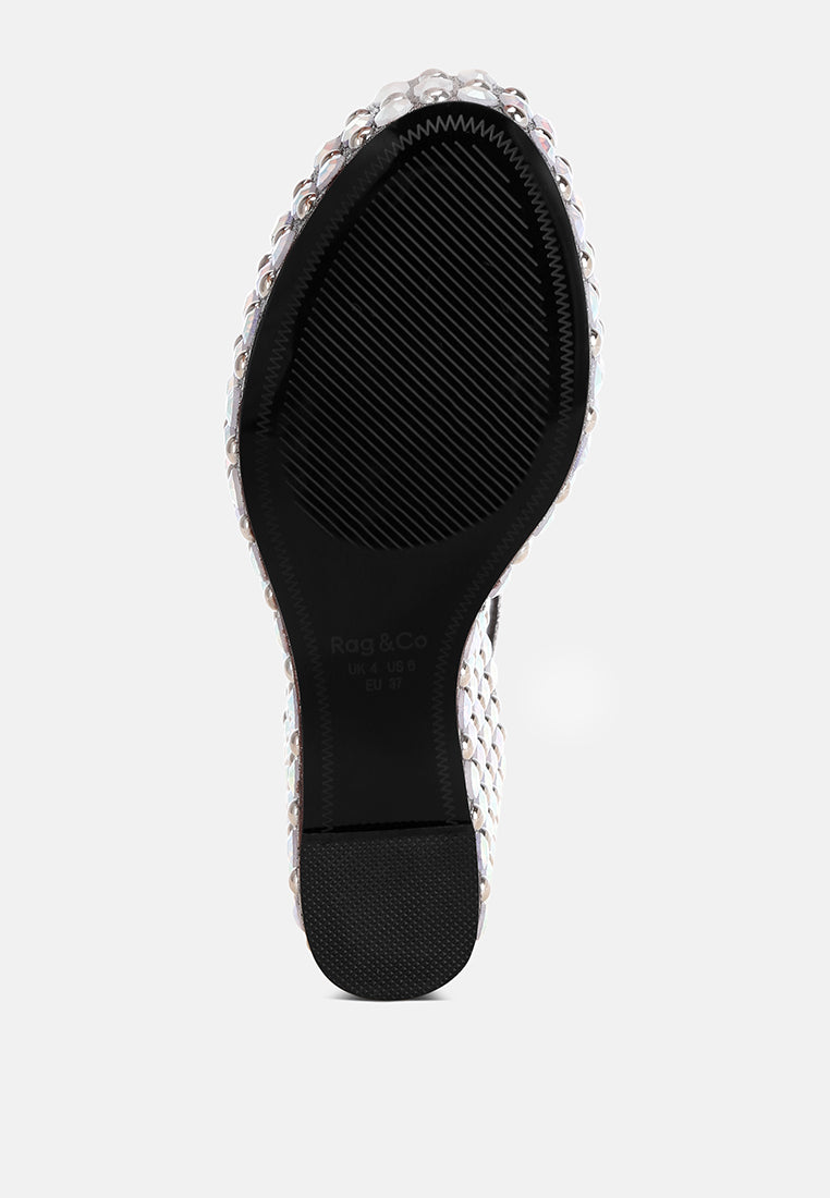 Sandalias de tacón de cuña con adornos Moondot#color_silver-Satin