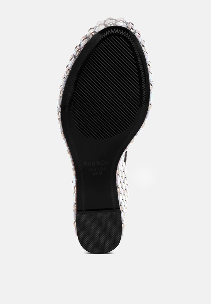 Sandalias de tacón de cuña con adornos Moondot#color_silver-Satin