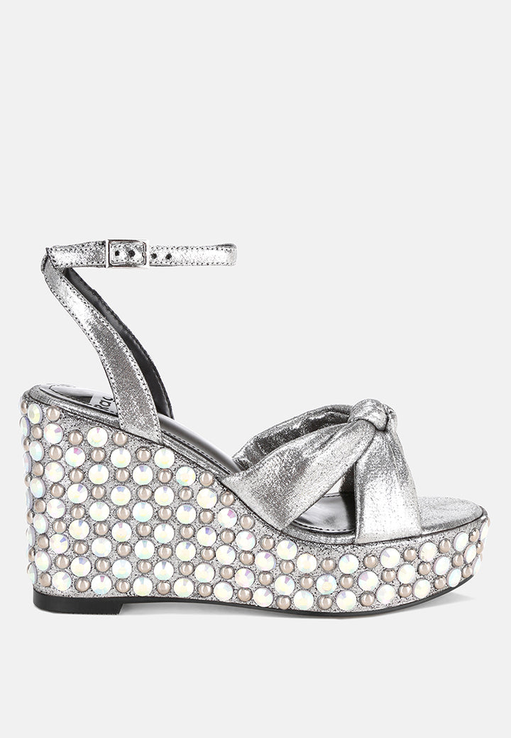 Sandalias de tacón de cuña con adornos Moondot#color_silver-Satin