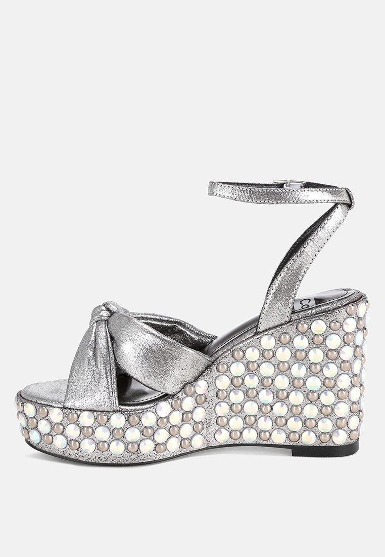 Sandalias de tacón de cuña con adornos Moondot#color_silver-Satin