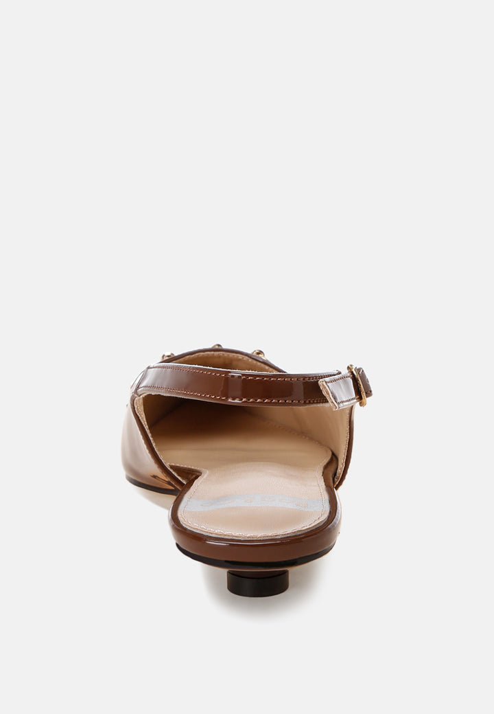 ruw#color_brown-patent 經典馬階扣細節露跟高跟鞋