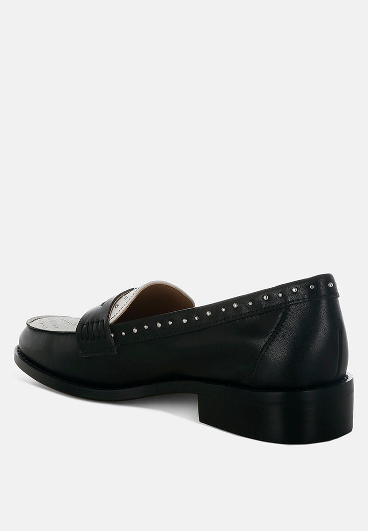 mocasines penny con adornos de tachuelas raisa#color_black-off-white