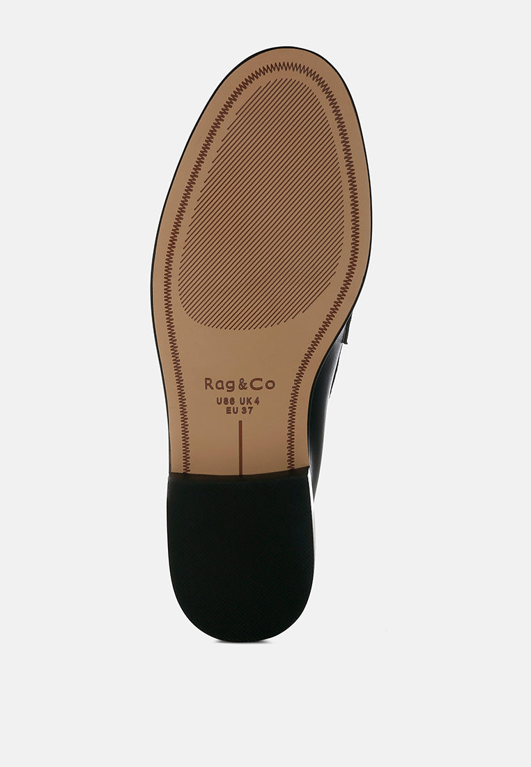 mocasines penny con adornos de tachuelas raisa#color_black-off-white