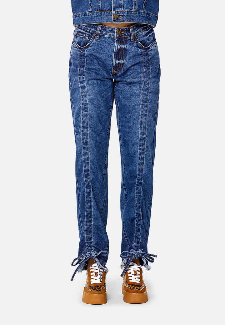 relaxed fit frayed hem jeans#color_dark-blue