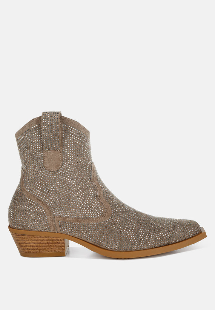 botas vaqueras con adornos de pedrería costello#color_taupe