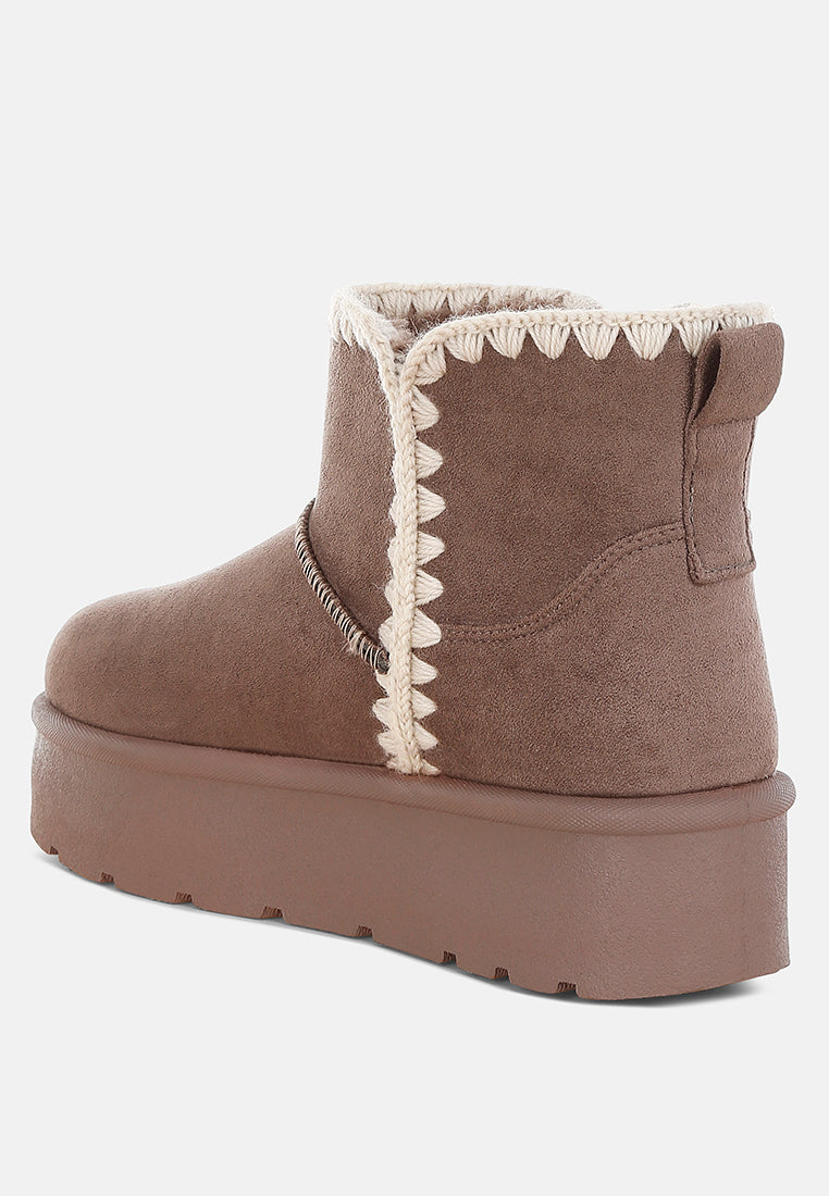 rochas scalloped detail snow boots#color_taupe