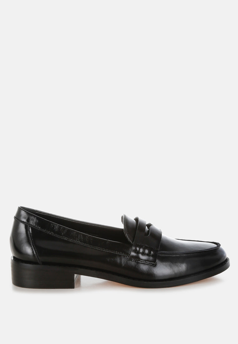 Mocasines Roxana de piel auténtica con correa tipo penny#color_negro