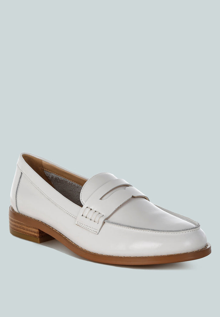 Mocasines Roxana de piel auténtica con correa tipo penny#color_blanco