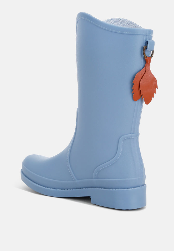 sepatu hujan bergaya overcloud dengan mode#color_blue