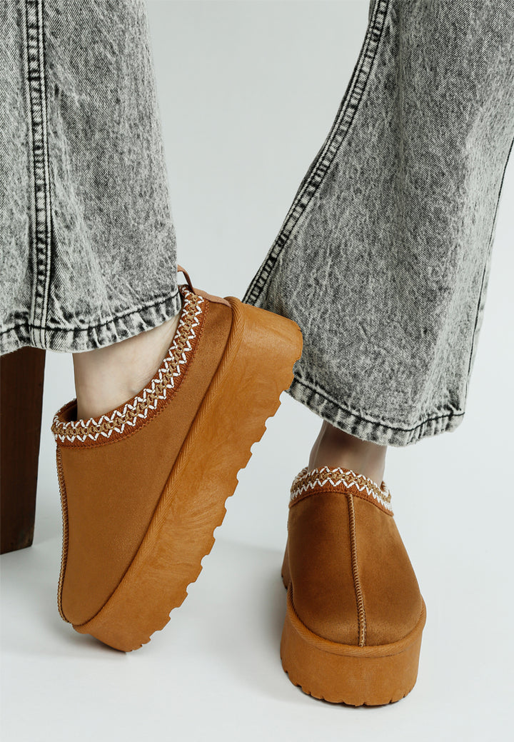 jesters embroidered platform classic slip-on#color_tan