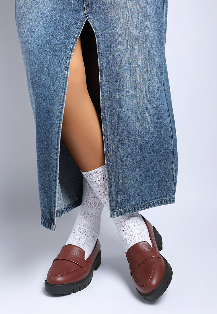 peridot faux leather chunky loafers#color_burgundy