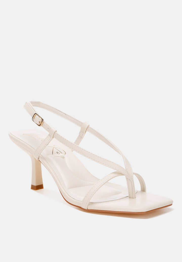 yarsa thong toe sandals#color_beige-faux-leather