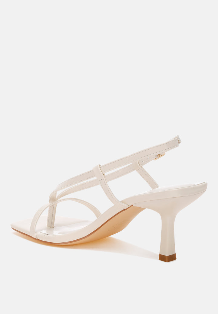 yarsa thong toe sandals#color_beige-faux-leather